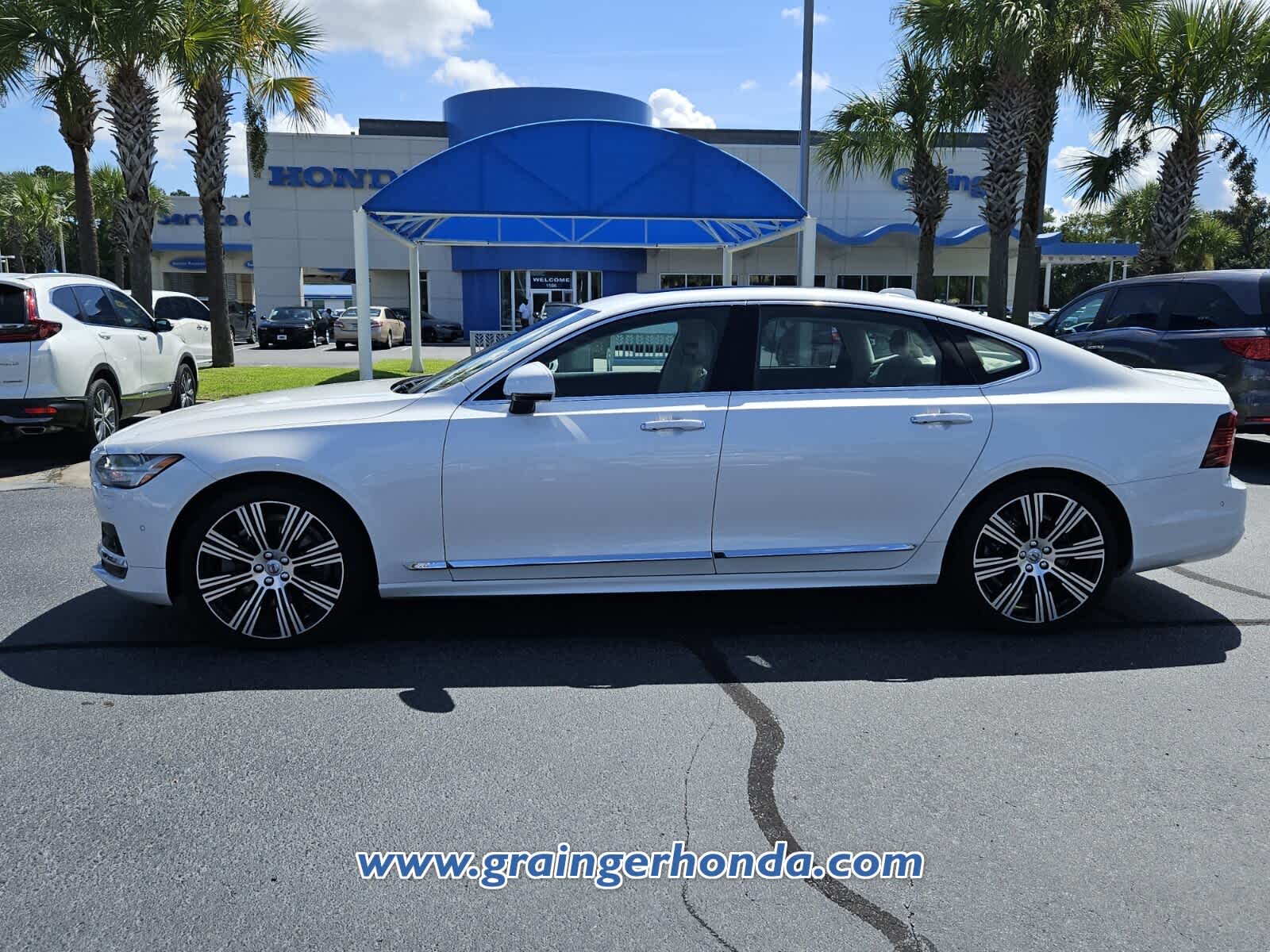 Used 2022 Volvo S90 Sedan