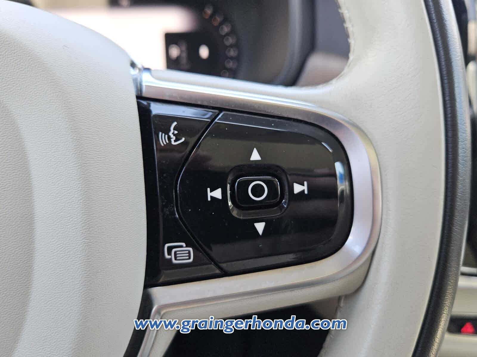 Used 2022 Volvo S90 Sedan