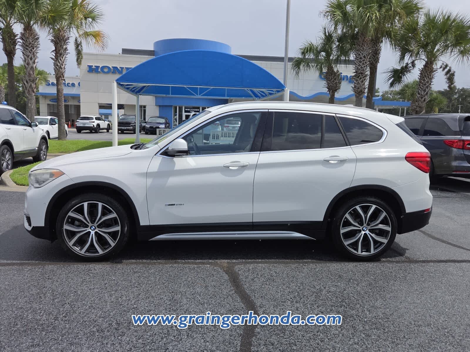 Used 2017 BMW X1 28i with VIN WBXHU7C30H5H36446 for sale in Savannah, GA