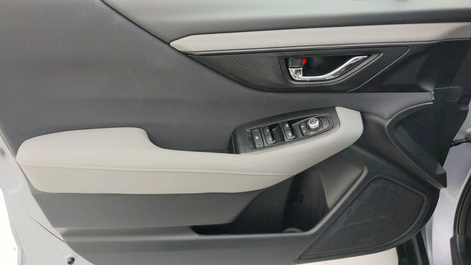 used 2025 Subaru Outback car, priced at $32,550