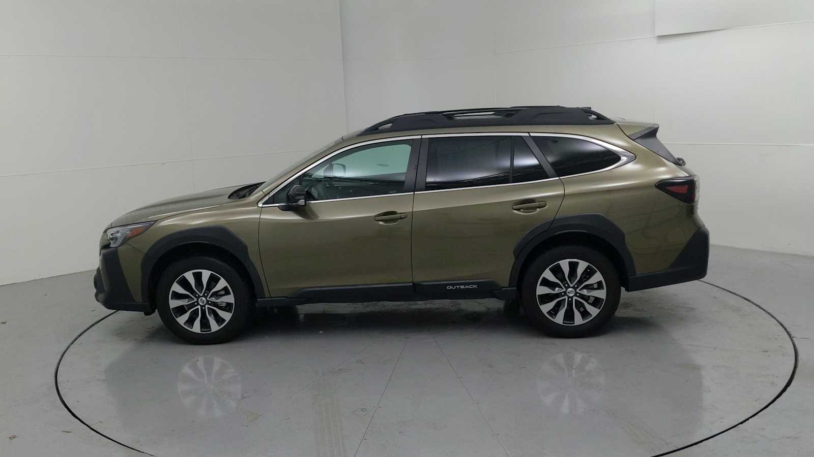 used 2023 Subaru Outback car, priced at $29,905
