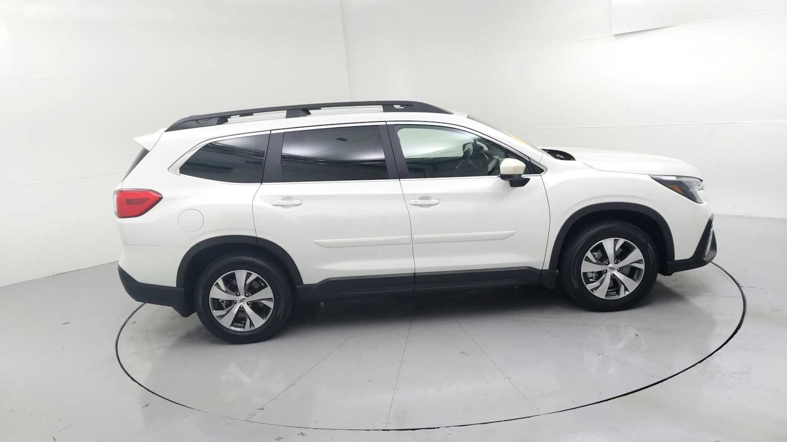 used 2025 Subaru Ascent car, priced at $38,550