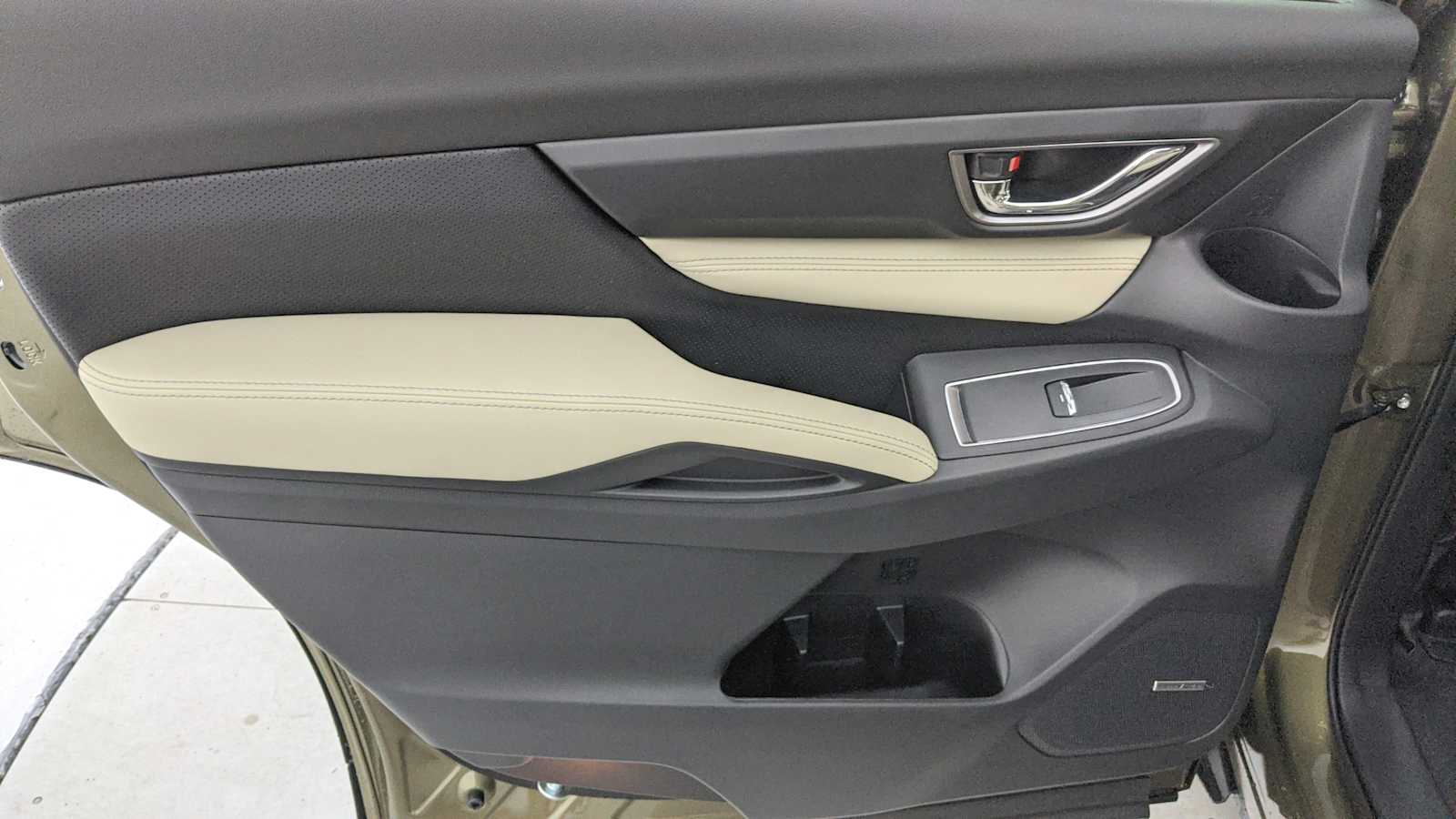 new 2025 Subaru Ascent car, priced at $50,607