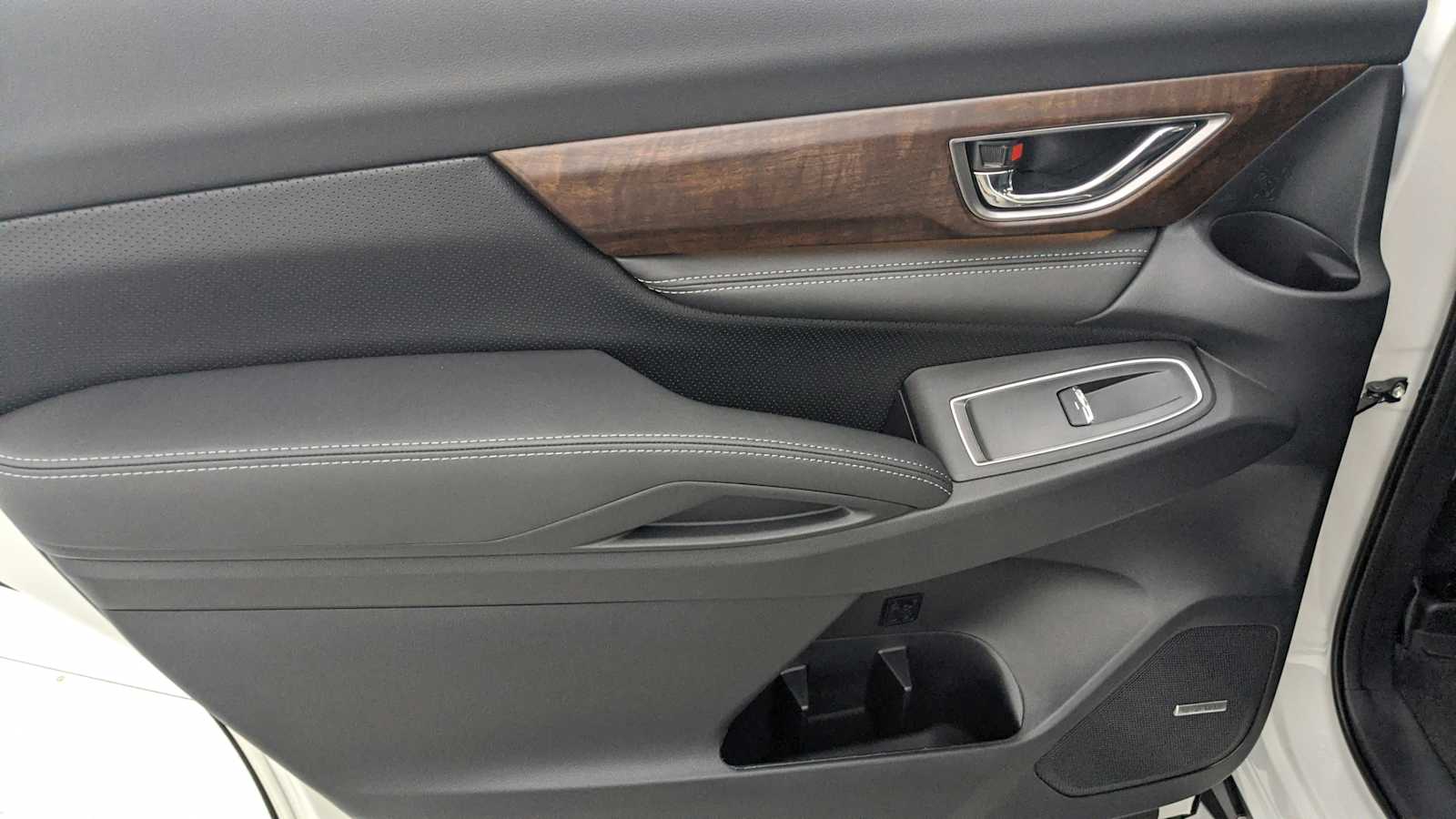 new 2025 Subaru Ascent car, priced at $54,062