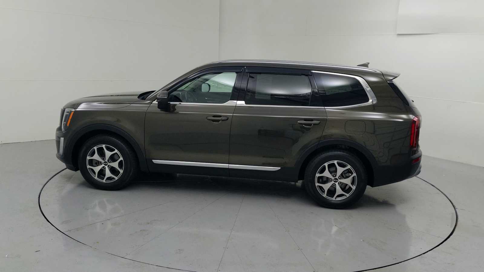 used 2021 Kia Telluride car, priced at $24,991
