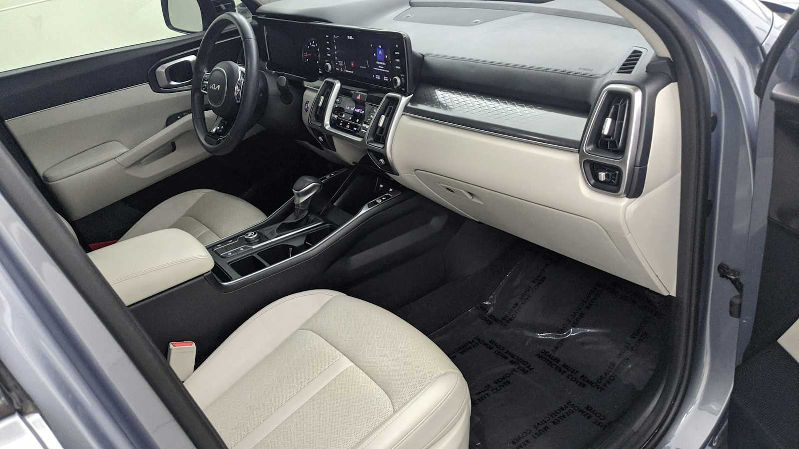 used 2023 Kia Sorento car, priced at $24,888