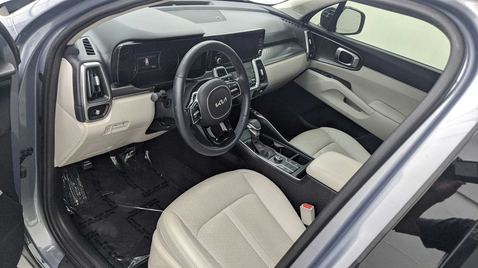 used 2023 Kia Sorento car, priced at $24,888