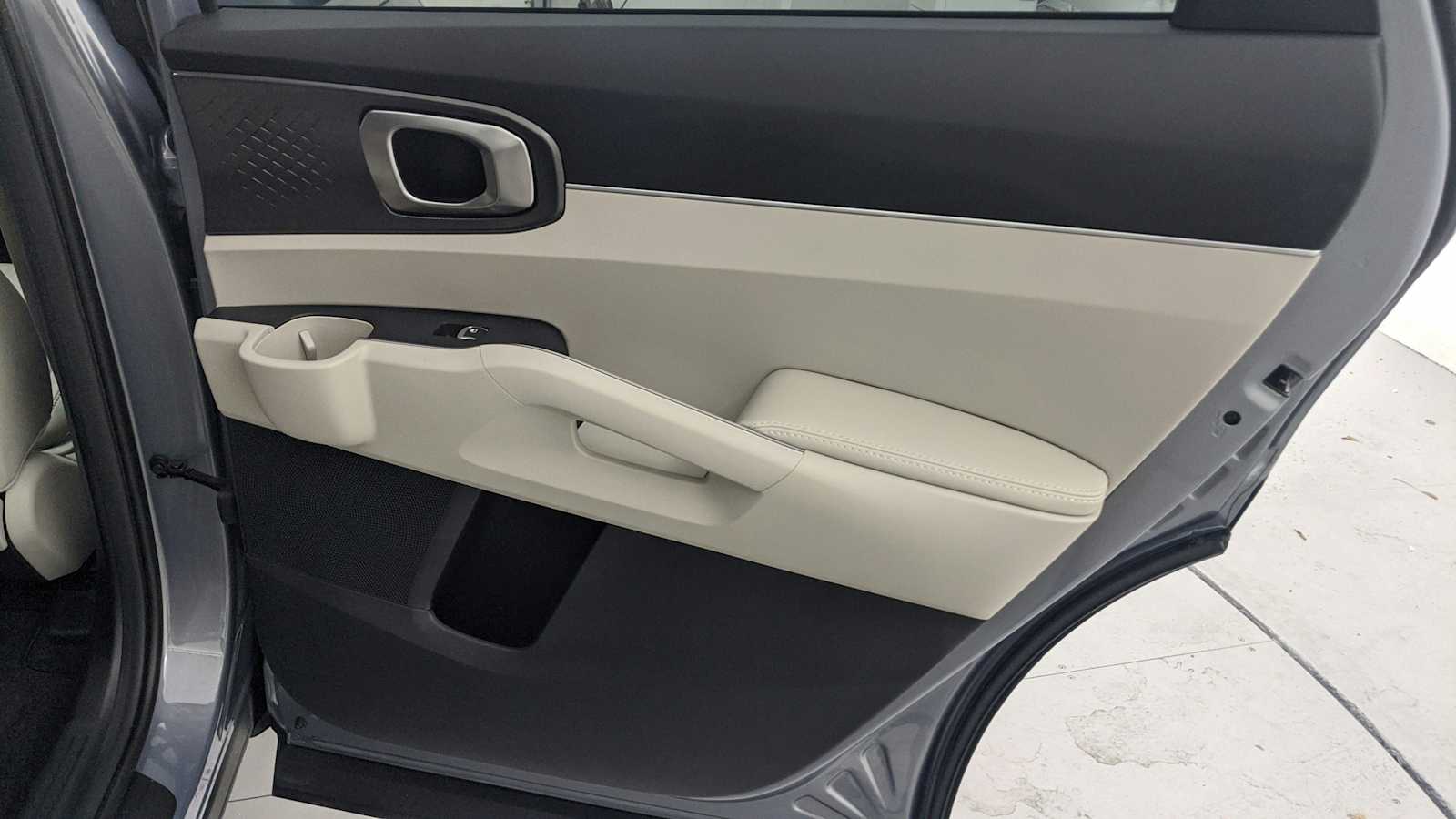 used 2023 Kia Sorento car, priced at $24,888