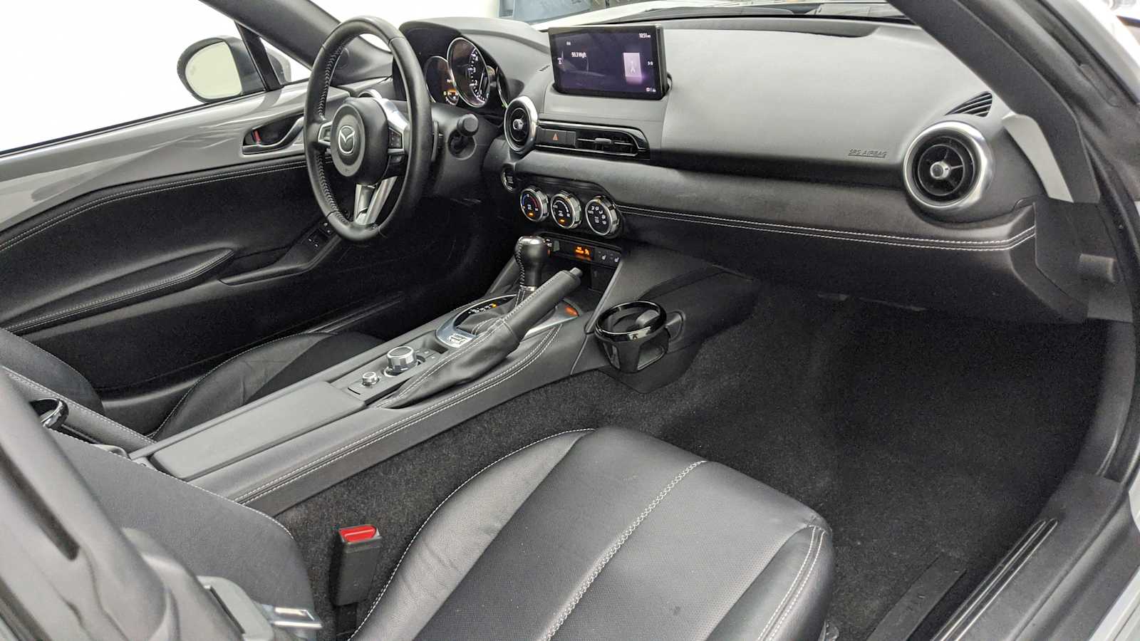 used 2024 Mazda MX-5 Miata RF car, priced at $30,997