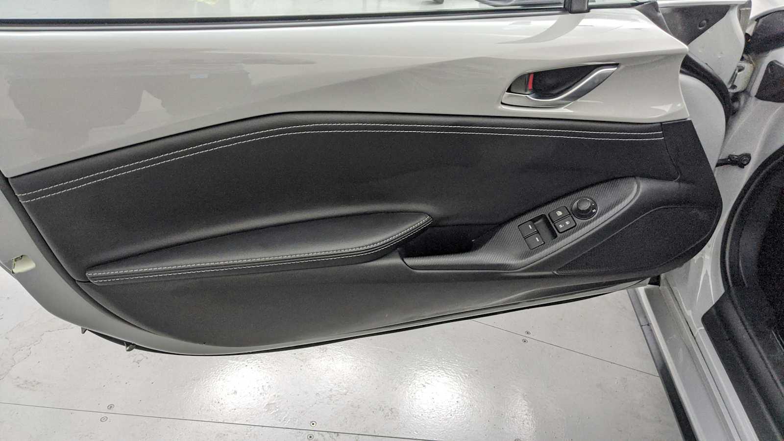used 2024 Mazda MX-5 Miata RF car, priced at $30,997