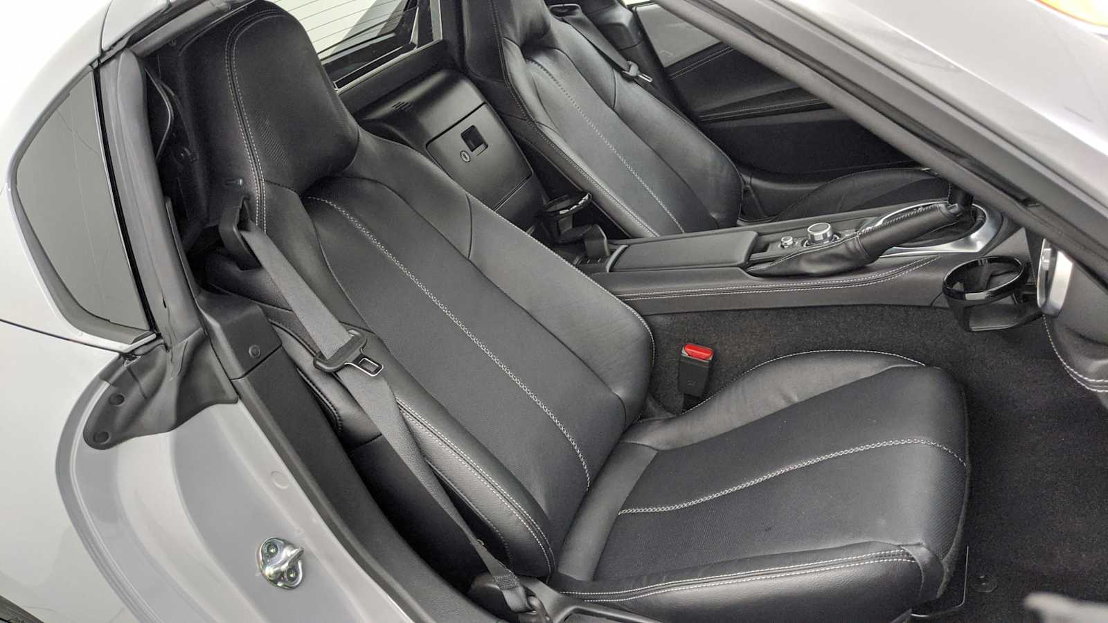 used 2024 Mazda MX-5 Miata RF car, priced at $30,997
