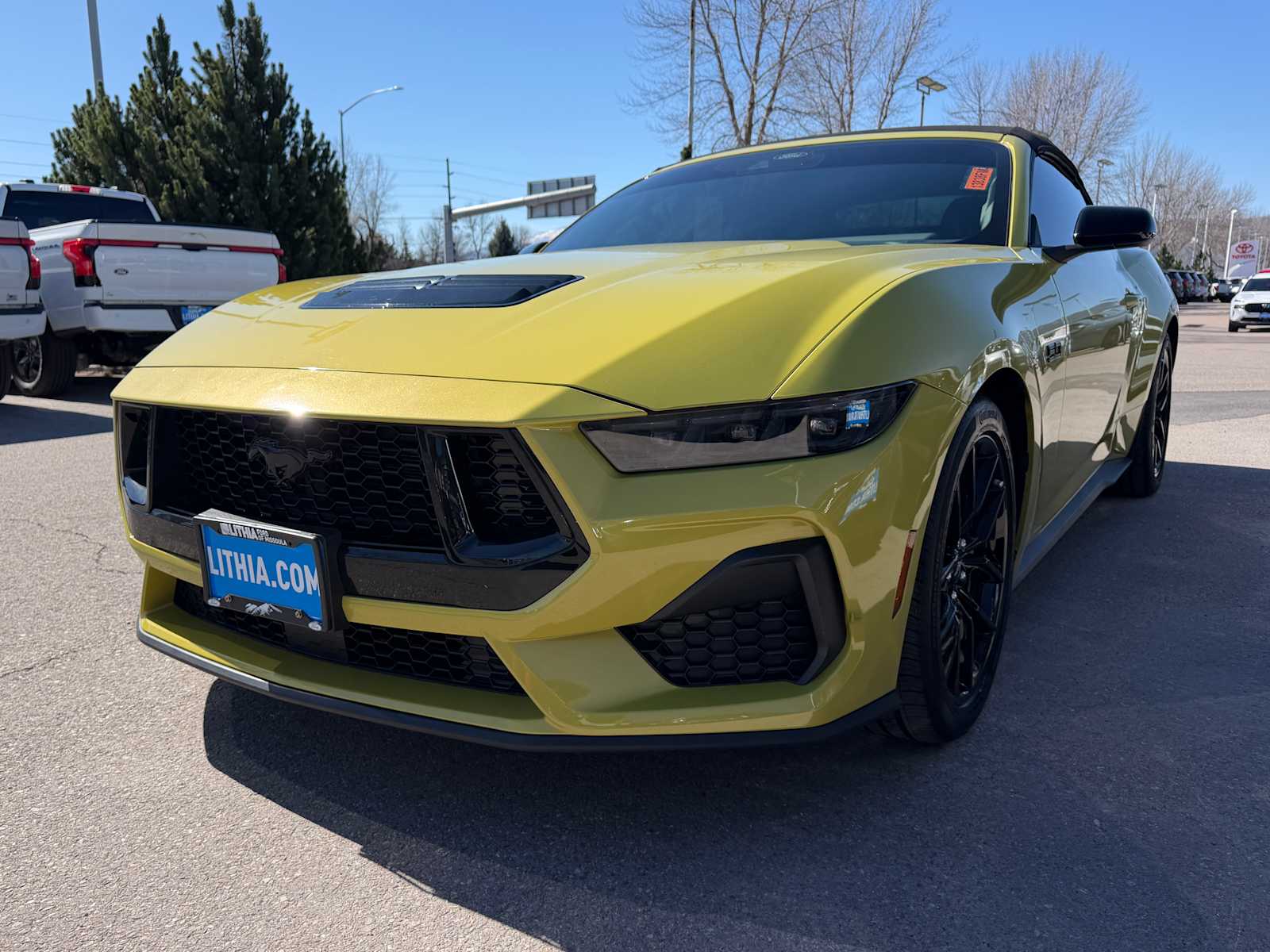 Green (Intense Lime Yellow Metallic) 2025 Ford Mustang GT Premium Convertible RWD Convertible Rear-Wheel Drive Automatic