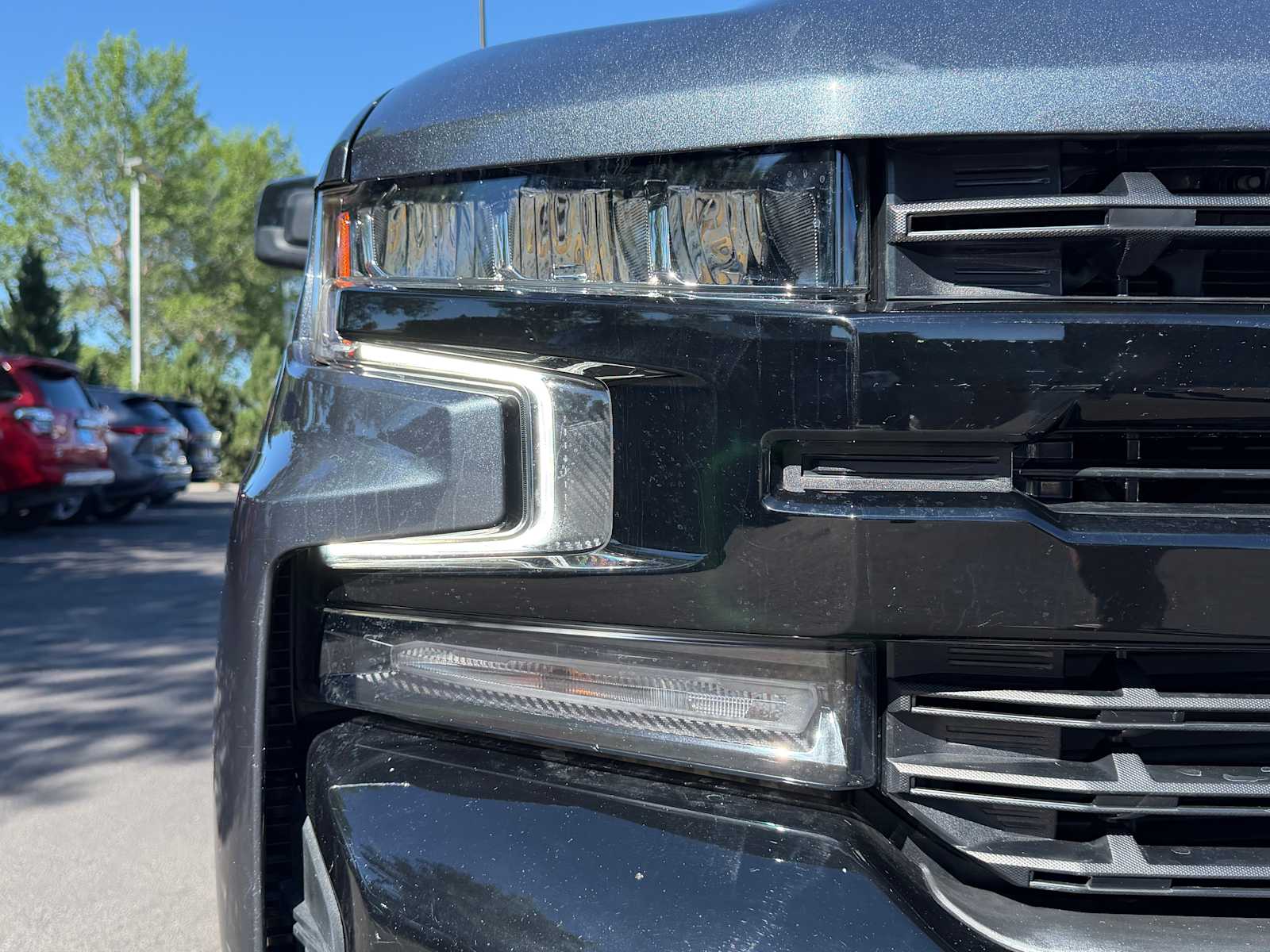 View vehicle photo 3
