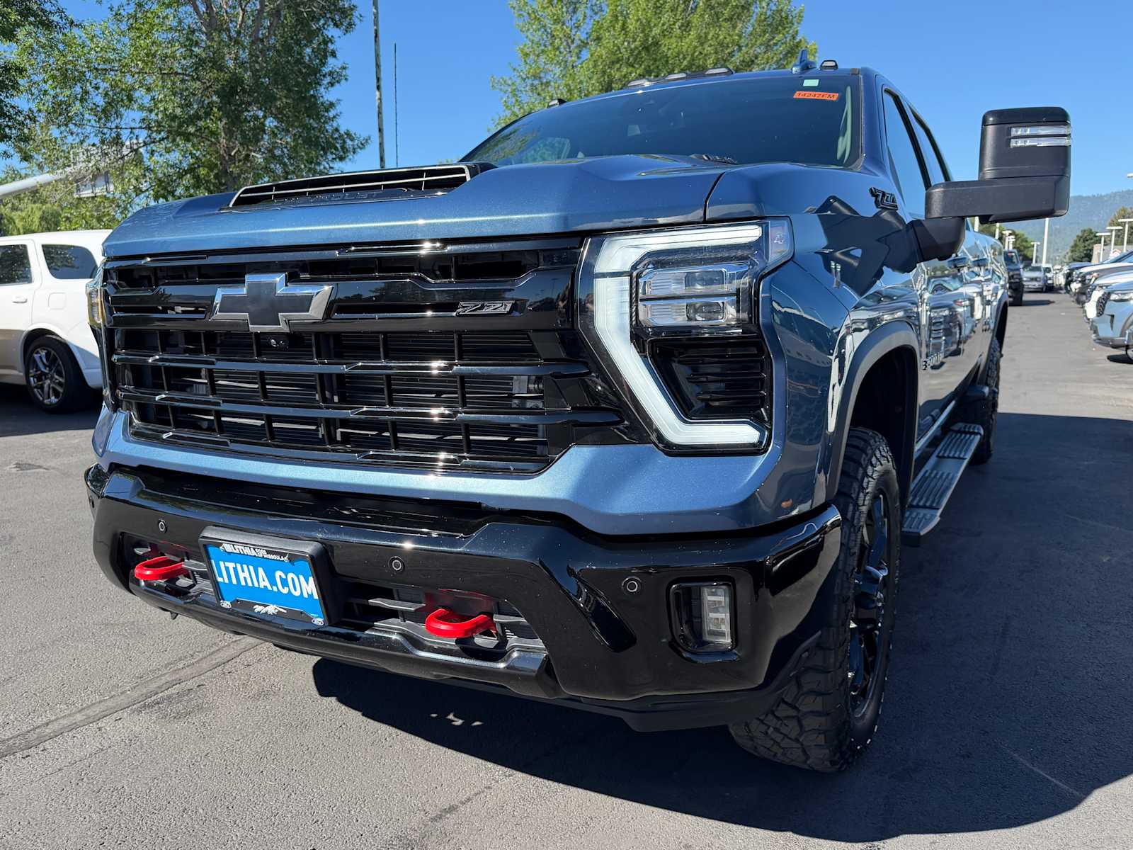 2025 Chevrolet Silverado 3500HD LTZ Crew Cab 4WD