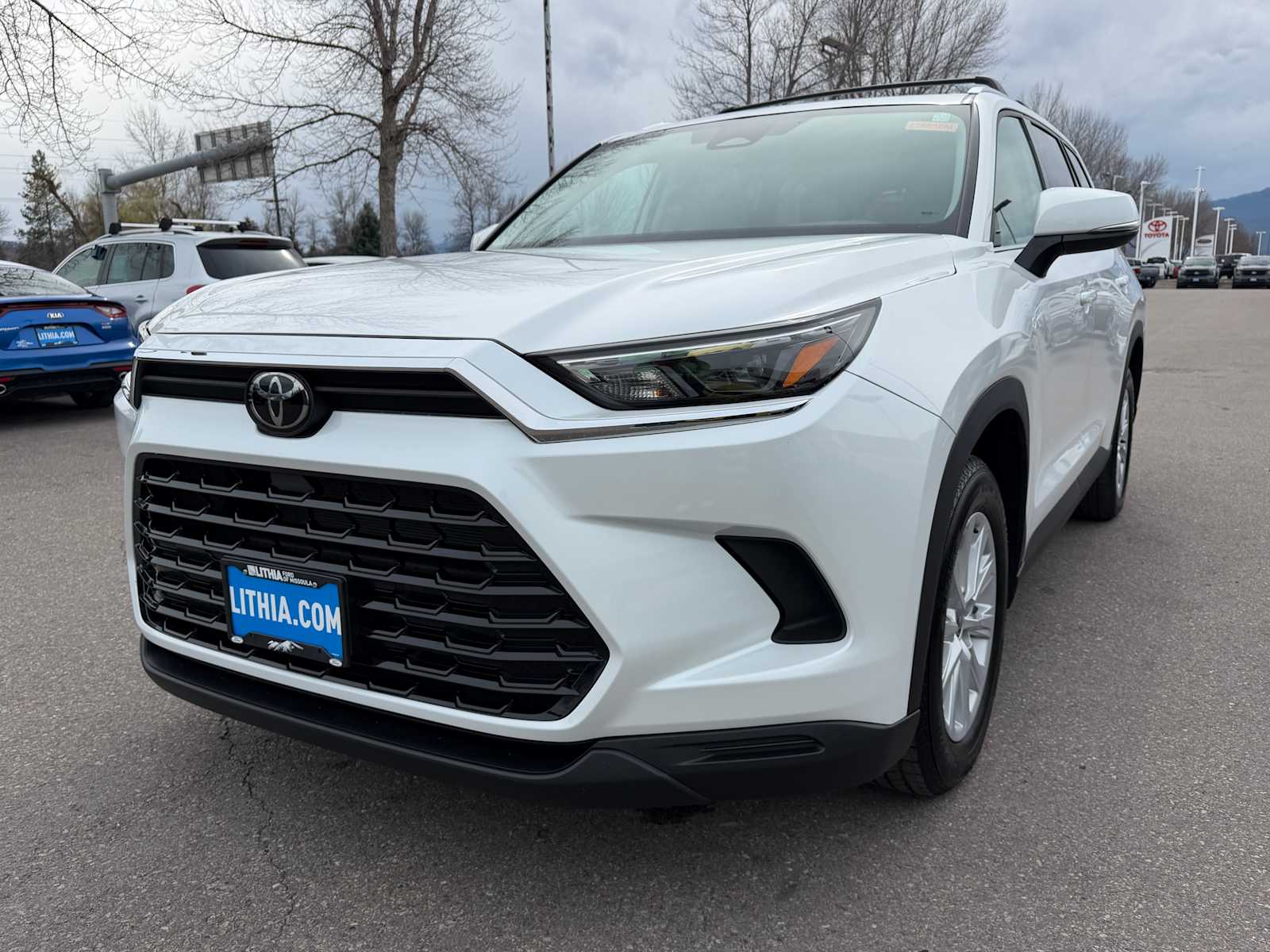 White (Wind Chill Pearl) 2024 Toyota Grand Highlander XLE AWD SUV / Crossover All-Wheel Drive 8-Speed Automatic