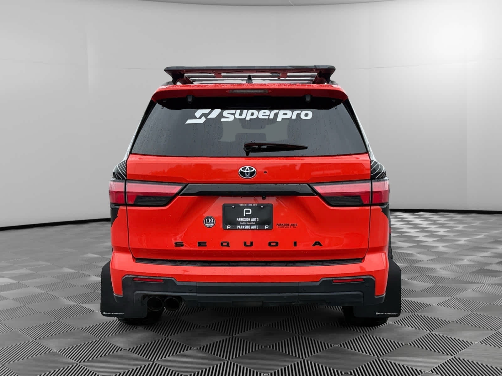View vehicle photo 4