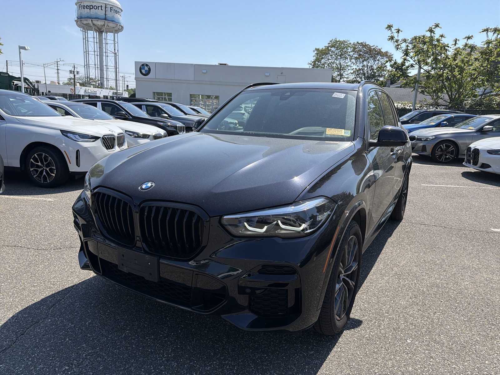 View vehicle photo 7