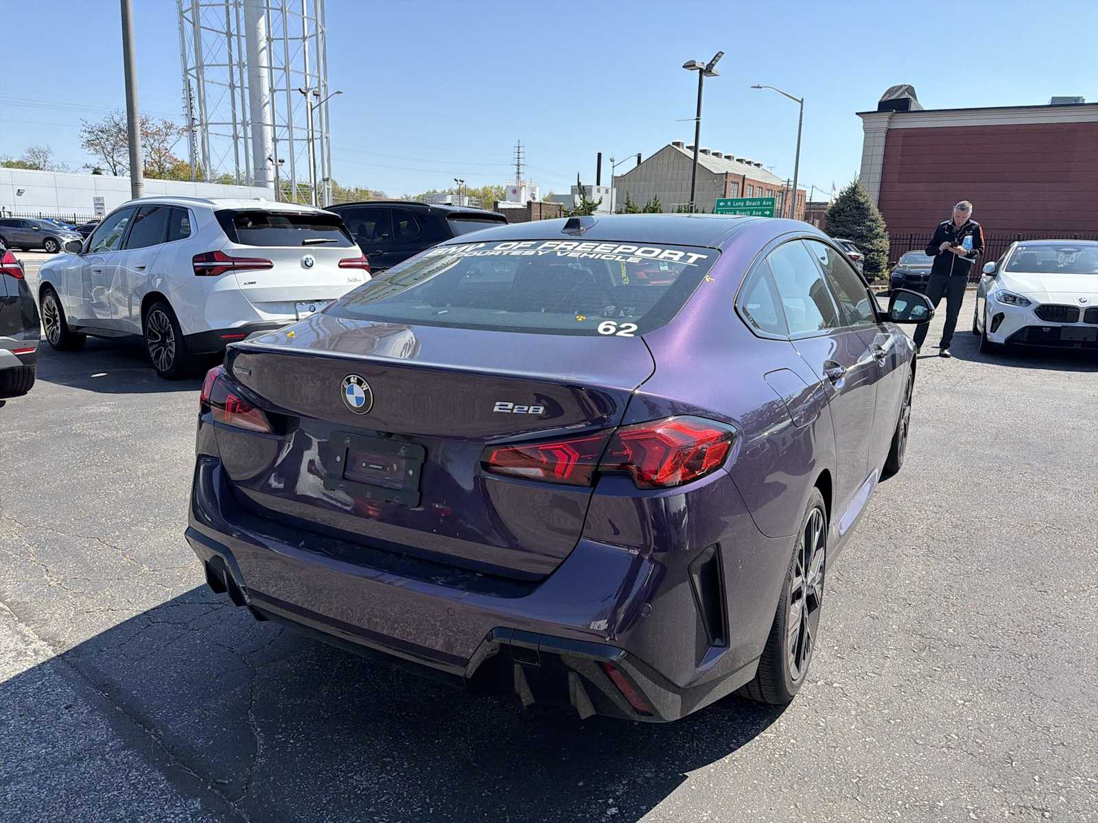 View vehicle photo 3