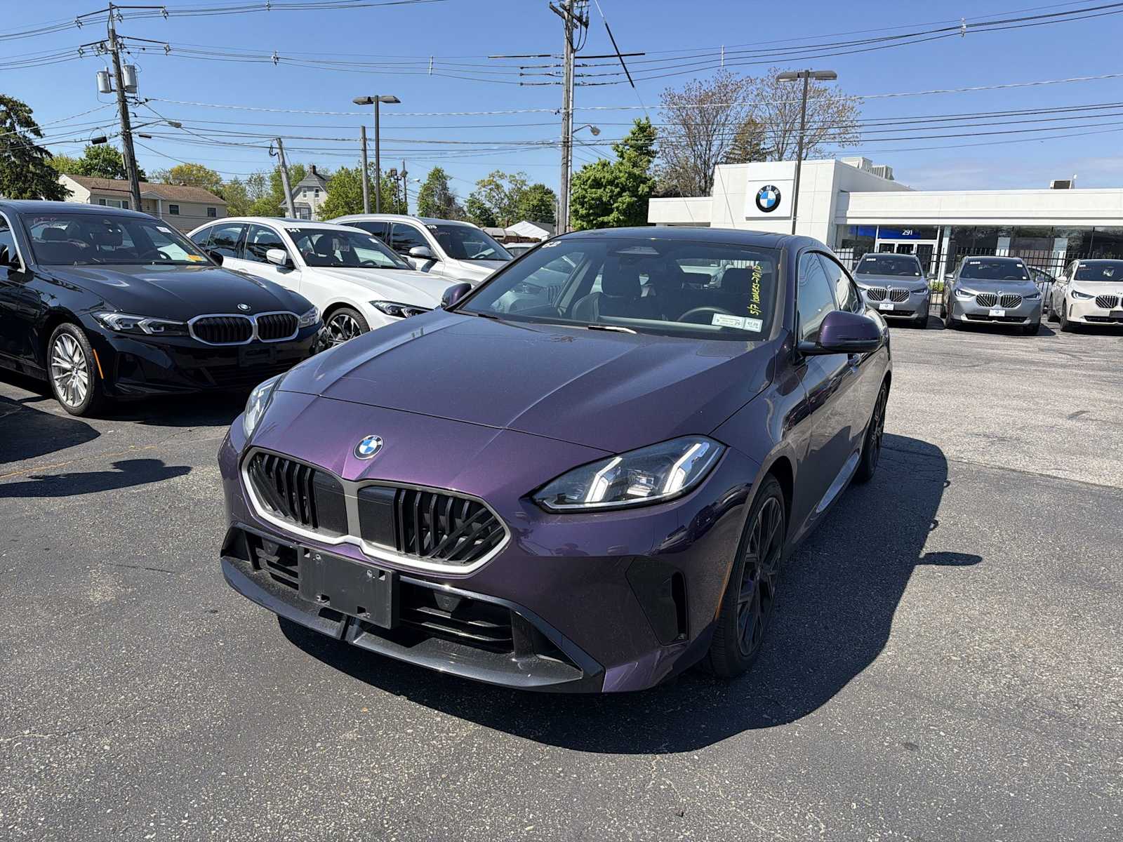 View vehicle photo 7