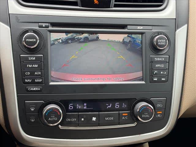 Used 2016 Nissan Altima Sedan