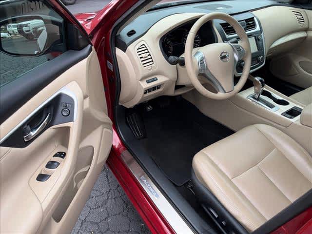 Used 2016 Nissan Altima Sedan