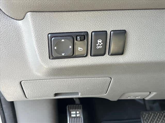 Used 2016 Nissan NV2500HD Van