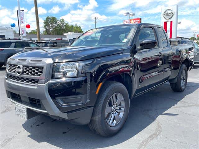 Used 2025 Nissan Frontier Truck