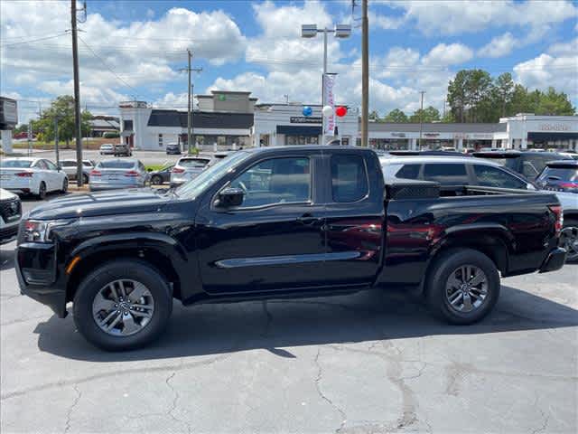 Used 2025 Nissan Frontier Truck
