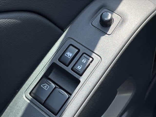 Used 2025 Nissan Frontier Truck