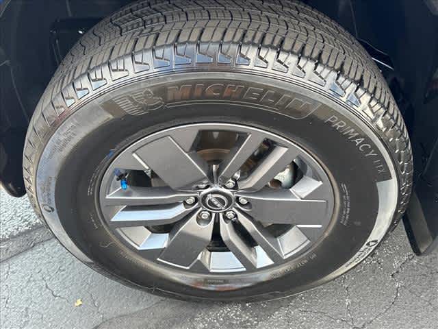 Used 2025 Nissan Frontier Truck