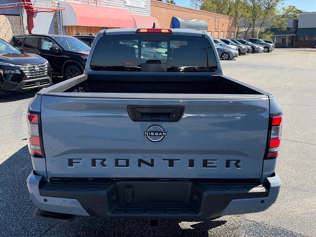 New 2027 Nissan Frontier Truck