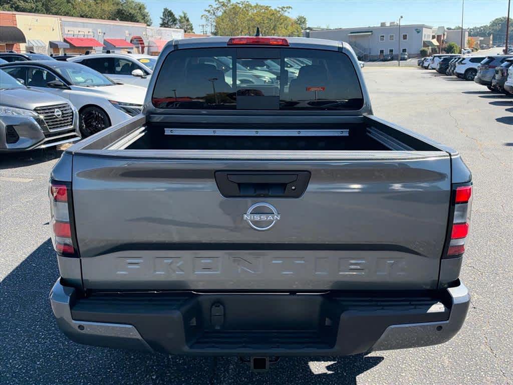 New 2027 Nissan Frontier Truck