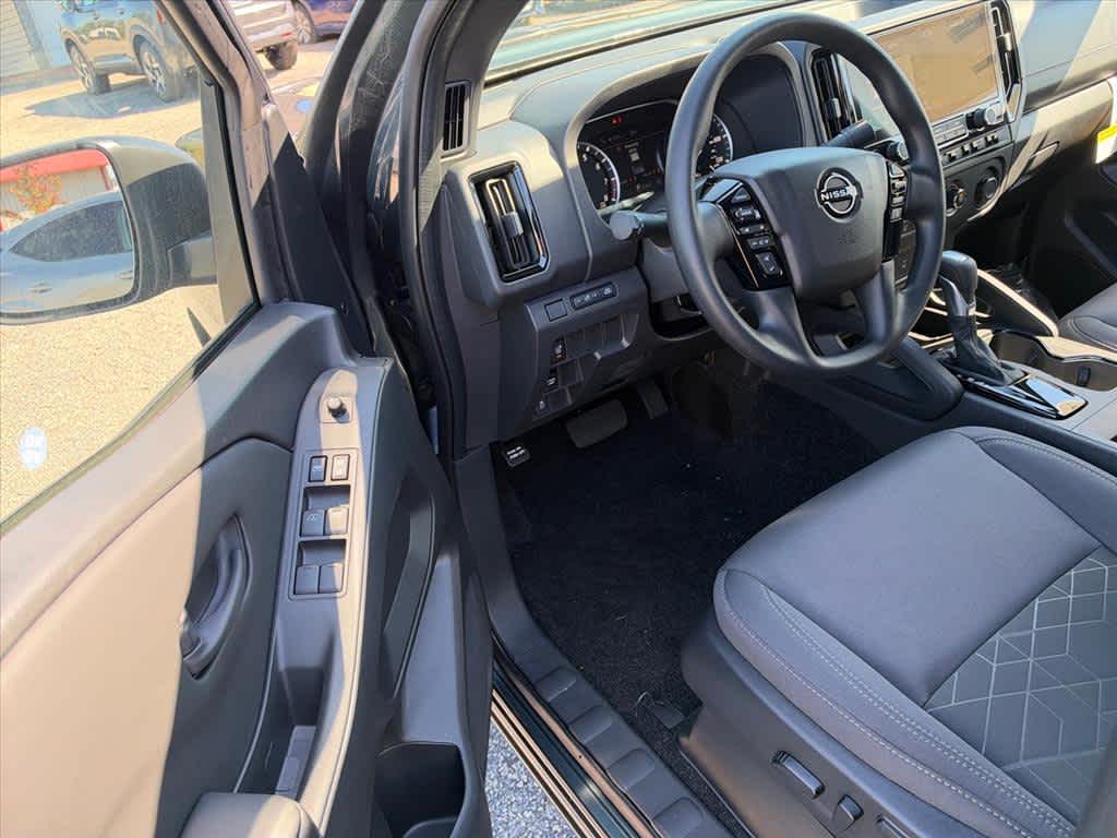 New 2027 Nissan Frontier Truck