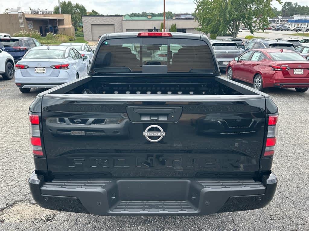 New 2027 Nissan Frontier Truck