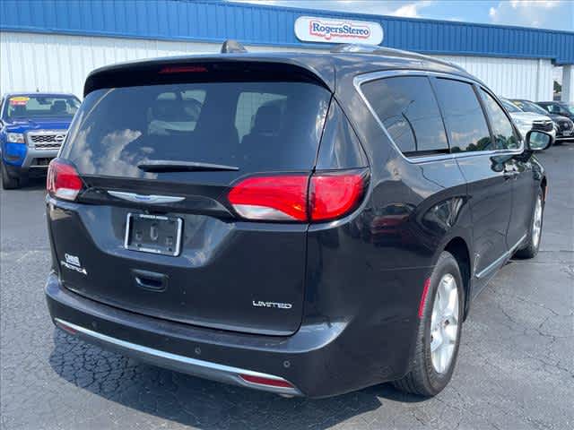 Used 2020 Chrysler Pacifica Van