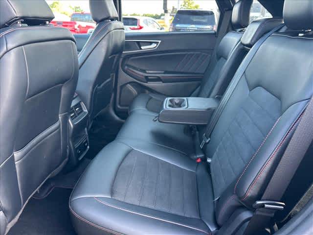 Used 2024 Ford Edge SUV