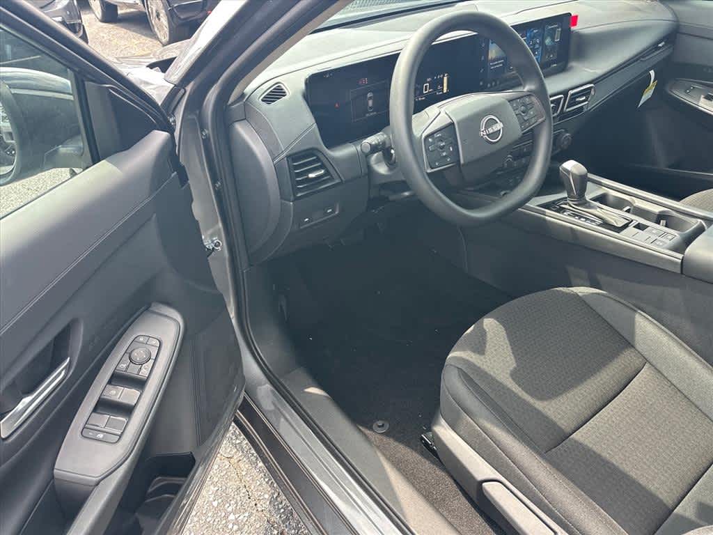 New 2027 Nissan Sentra Sedan