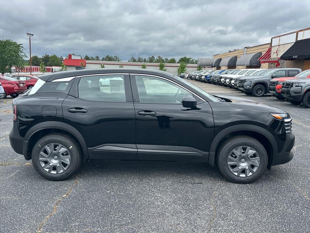 New 2026 Nissan Kicks SUV