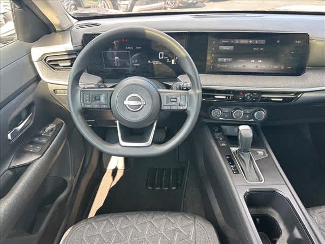 Used 2025 Nissan Kicks SUV