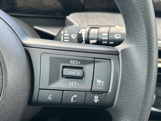 Used 2025 Nissan Kicks SUV
