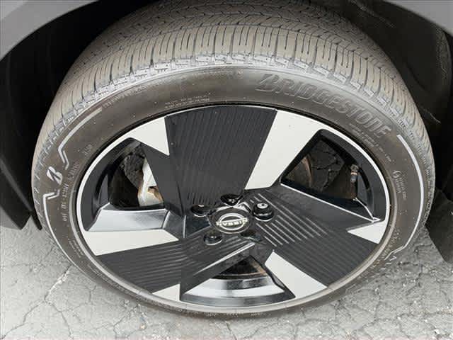 Used 2025 Nissan Kicks SUV