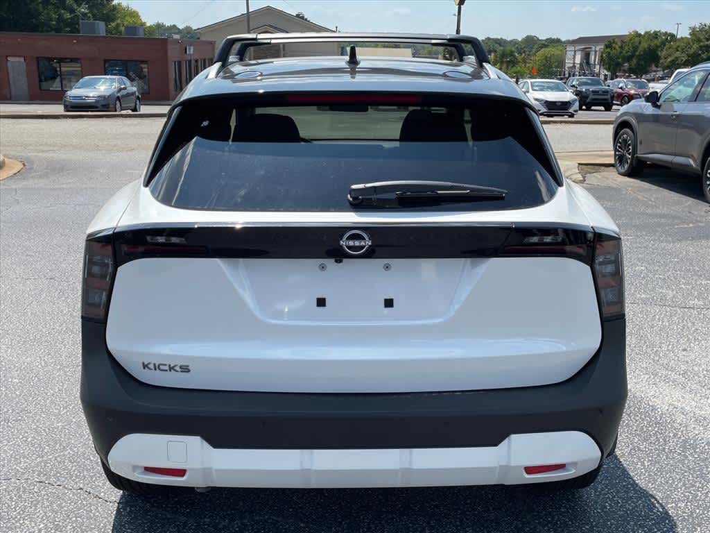 New 2027 Nissan Kicks SUV