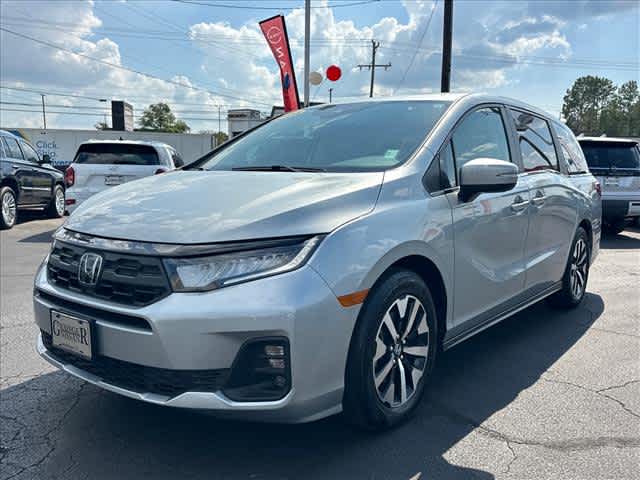 Used 2025 Honda Odyssey Van