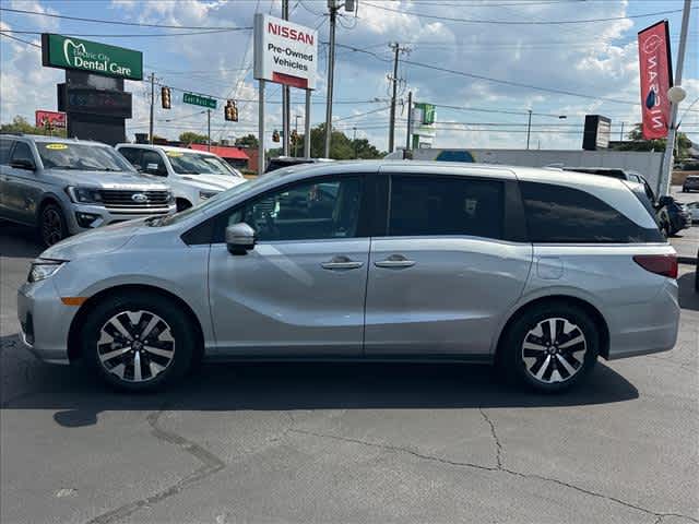 Used 2025 Honda Odyssey Van