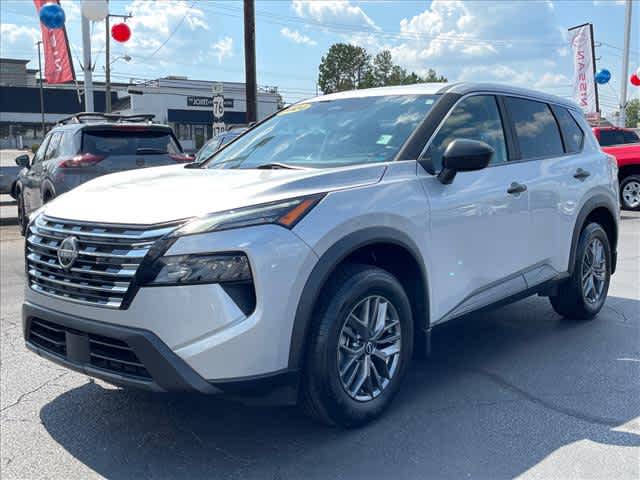 Used 2024 Nissan Rogue SUV