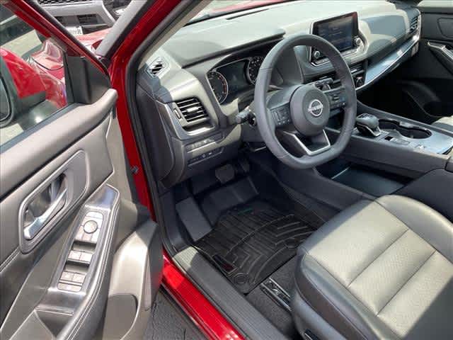 Used 2024 Nissan Rogue SUV