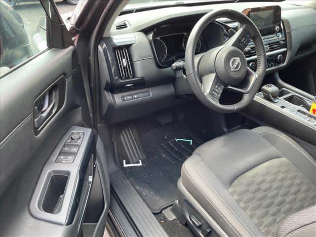 Used 2024 Nissan Pathfinder SUV