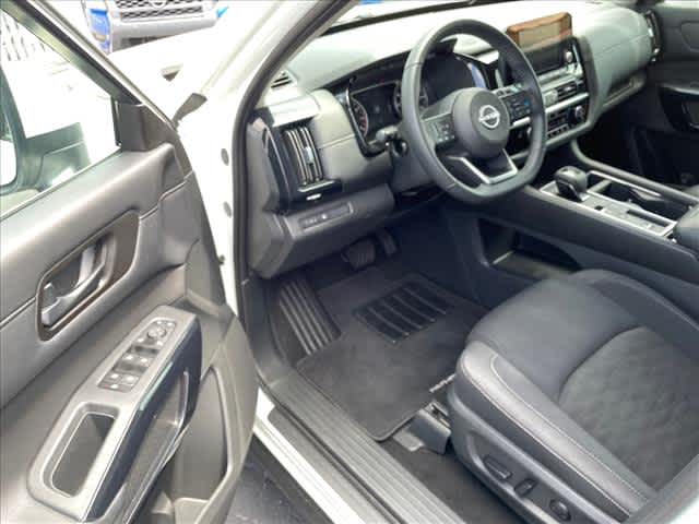 Used 2024 Nissan Pathfinder SUV