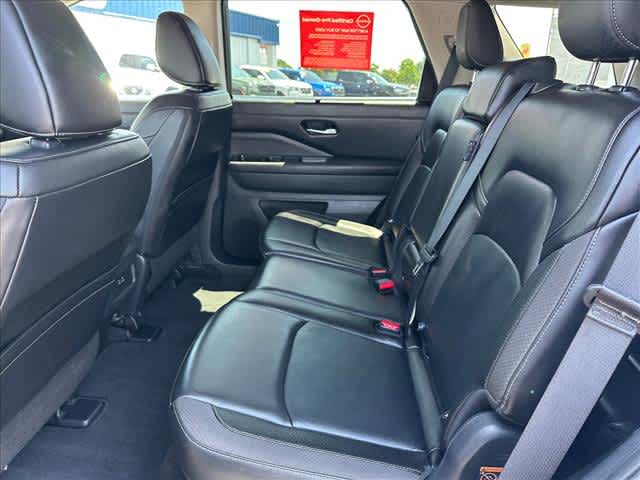 Used 2025 Nissan Pathfinder SUV