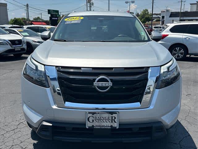 Used 2025 Nissan Pathfinder SUV